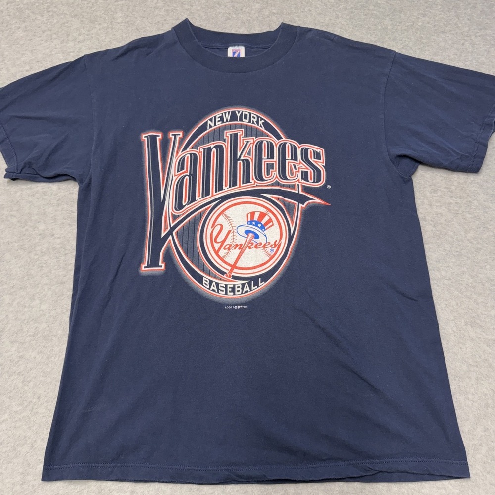 Vintage New York Yankees Shirt Mens XL Blue MLB Baseball Logo 7 90s Graphic Tee